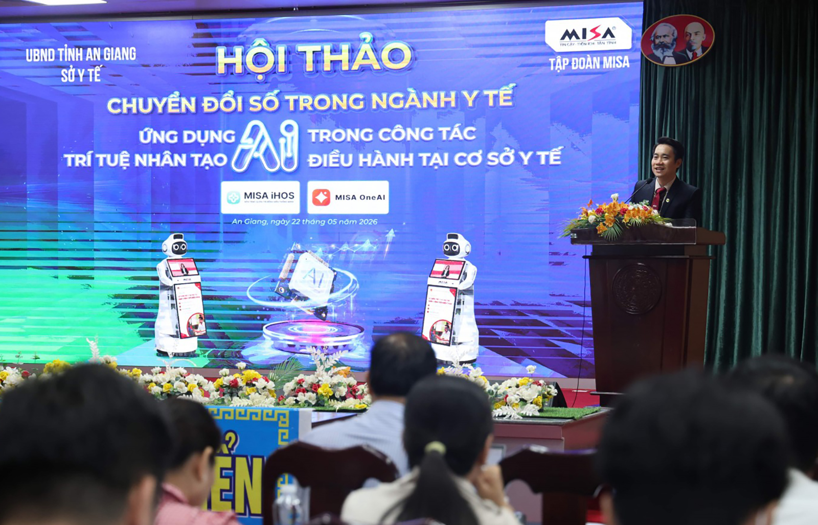 Tập huấn chuyển đổi số và ứng dụng AI trong ngành y tế