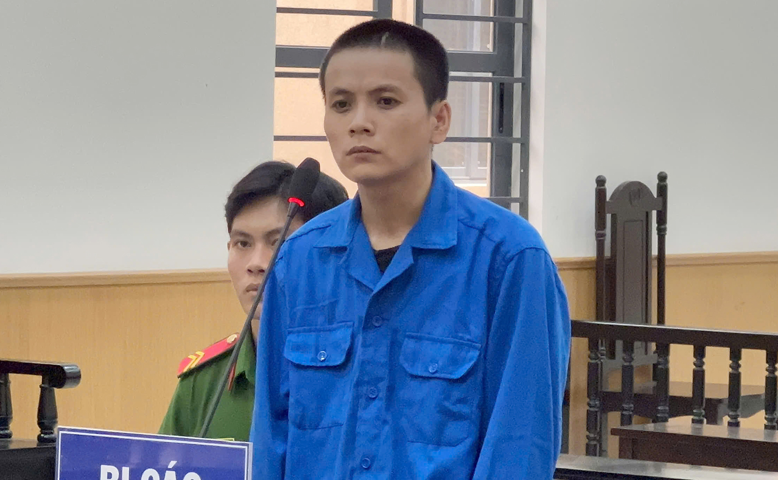 Một phút nóng giận, trả giá bằng án tù