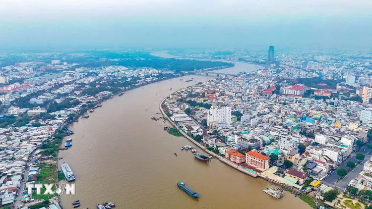 Phát triển thành phố Cần Thơ gắn với bản sắc văn hóa sông nước