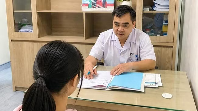 Rối loạn lo âu, trầm cảm ở học sinh vì áp lực thi cử