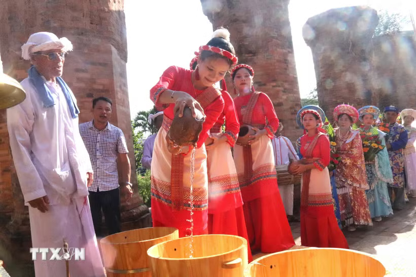Tín ngưỡng thờ Mẫu Thiên Y A Na - mạch nguồn văn hóa đặc sắc