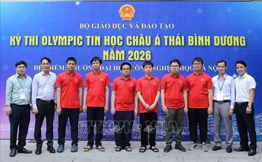 Gặp gỡ chủ nhân Huy chương Bạc Olympic Tin học châu Á - Thái Bình Dương