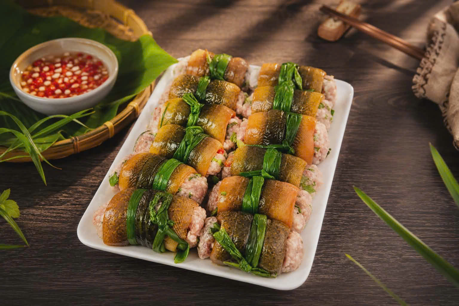 Lươn giá "mềm", người nội trợ trổ tài món ngon