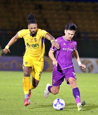 Hồ Tấn Tài nghỉ hết mùa, nhưng có thể đá trận play - off