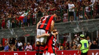 Thua ngược Cagliari 1-2, Milan mất vé Champions League