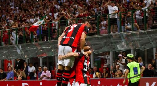 Thua ngược Cagliari 1-2, Milan mất vé Champions League