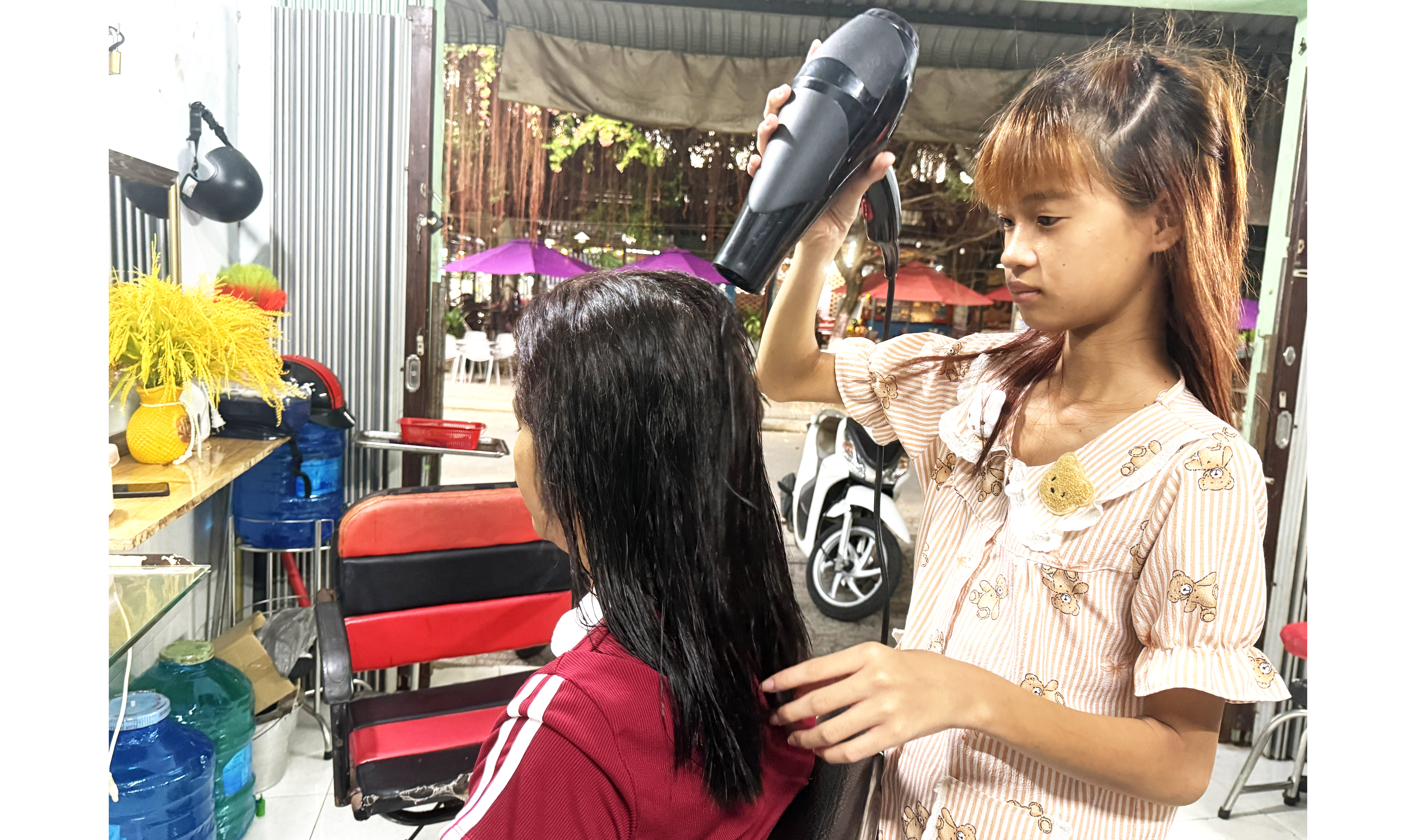 Gác tuổi thơ lên vai