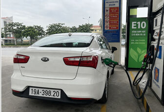 Phụ gia có phải “thần dược” cho xe khi dùng xăng E10?