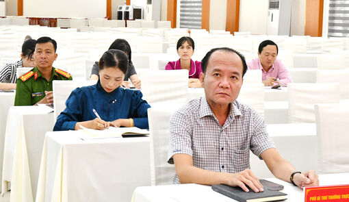 Hòn Đất triển khai các văn bản về công tác dân tộc, tôn giáo trong tình hình mới