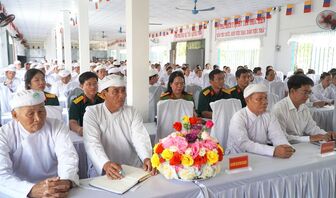 Giữ bình yên từ cơ sở tôn giáo