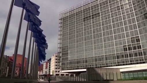 EU gấp rút mở đường cho thỏa thuận thương mại với Mỹ
