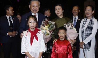 Tổng Bí thư, Chủ tịch nước Tô Lâm và Phu nhân bắt đầu thăm cấp Nhà nước Cộng hòa Singapore