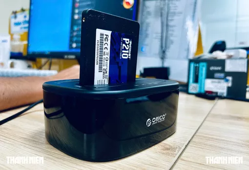 Tại sao không nên cắm SSD di động vào cổng USB trước thùng PC?