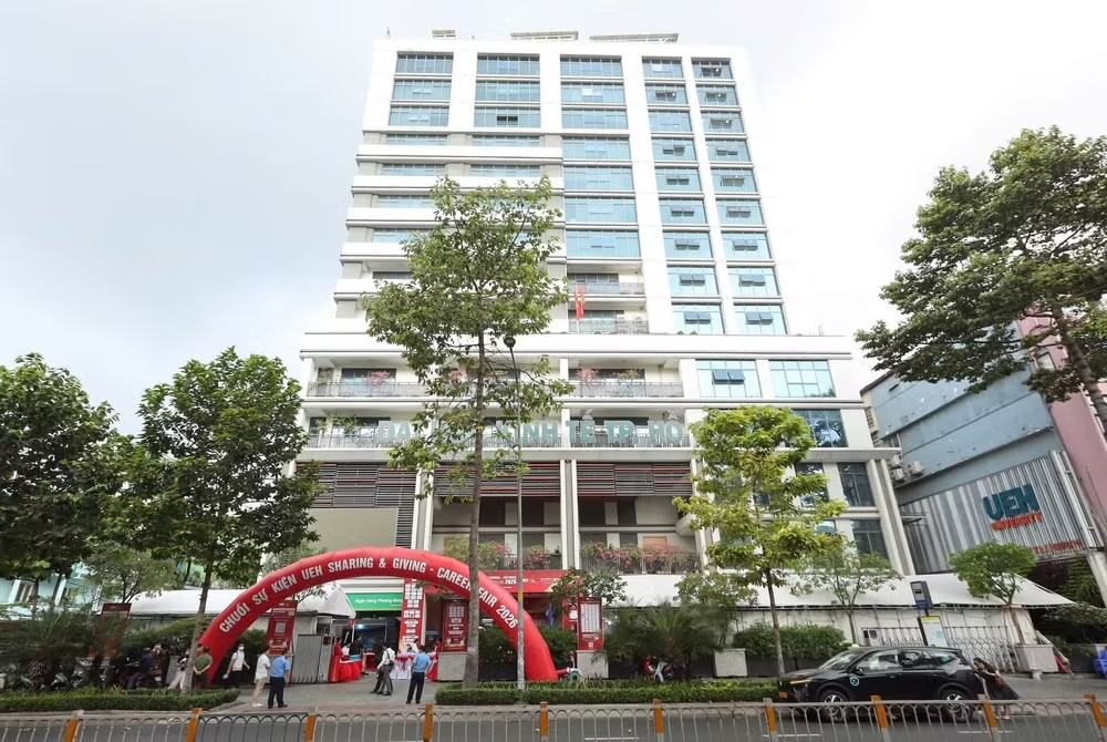 Phát triển một số cơ sở giáo dục đại học lớn vùng Đông Nam Bộ vào nhóm 100 đại học hàng đầu châu Á