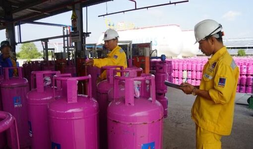 Tăng 5.000 đồng/bình 12kg, giá gas tiếp tục giữ mức cao kỷ lục