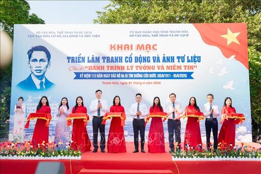 Triển lãm tranh cổ động và ảnh tư liệu với chủ đề "Hành trình lý tuởng và niềm tin"