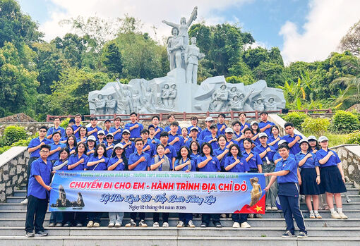 Về nguồn để hiểu lịch sử