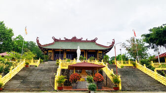 (tuyên truyền hợp đồng) Chùa Hưng Sơn bình yên trên triền núI đảo ngọc