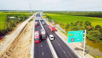 Giảm tốc độ tối đa xe khách, xe giường nằm trên 2 tuyến cao tốc phía Nam
