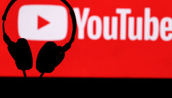 YouTube nâng cấp podcast bằng AI, thách thức Spotify