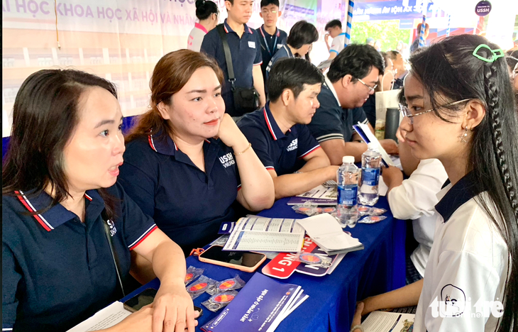Trường ĐH Khoa học xã hội và Nhân văn TP.HCM nhận minh chứng xét tuyển từ ngày 03/06