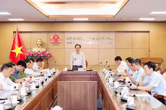 Quan tâm sức khỏe tâm thần của trẻ trước áp lực mùa thi