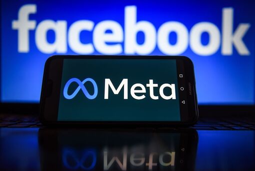Facebook bản trả phí có gì khác so với tài khoản miễn phí?