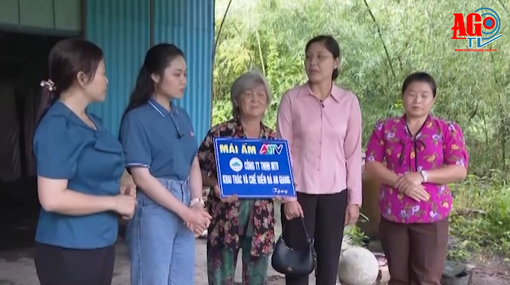 Mái ấm ATV trao tặng 50 triệu đồng cho hộ bà Dương Thị Ba
