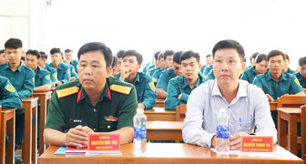 Chợ Mới khai giảng lớp huấn luyện lực lượng dân quân tại chỗ năm 2026