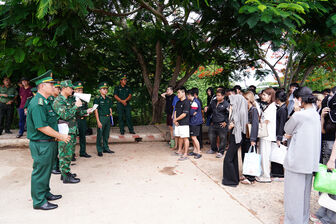 An Giang tiếp nhận 180 công dân từ Campuchia trao trả về nước