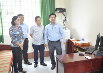 Phó Chủ tịch UBND tỉnh An Giang Nguyễn Thị Minh Thúy kiểm tra công tác chuẩn bị kỳ thi tốt nghiệp THPT năm 2026