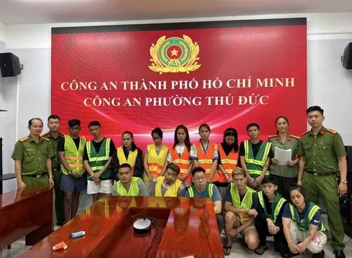 Phát hiện nhóm người nước ngoài dương tính ma túy, nghi lừa đảo xuyên quốc gia