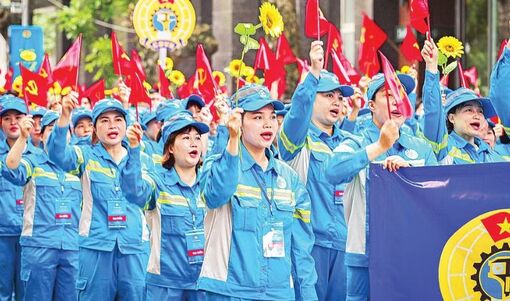Không ngừng sáng tạo, đóng góp vào sự phát triển phồn vinh của đất nước
