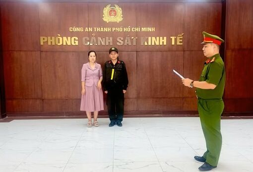 Khởi tố chủ thương hiệu vải áo dài Đất Lành vì xâm phạm quyền tác giả
