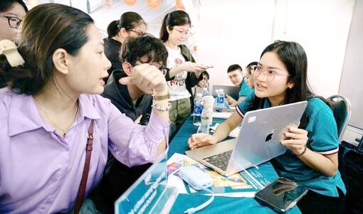 Ngày hội không nên bỏ lỡ trước giờ chốt nguyện vọng đại học