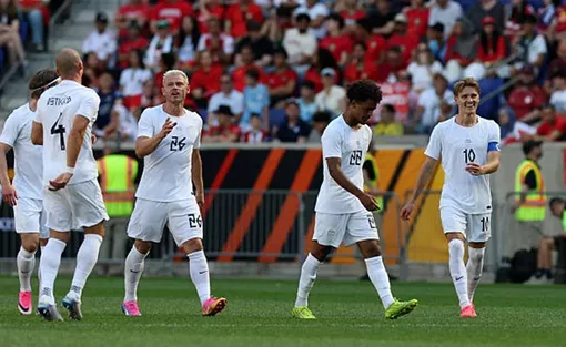Odegaard giải cứu Na Uy trong trận hòa kịch tính với Morocco