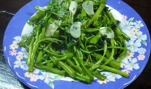 Rau muống, rau sống... Việt Nam vào top món ngon Đông Nam Á