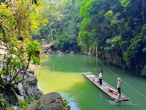 Suối Bản Án - Vẻ đẹp nguyên sơ giữa núi rừng Tuyên Quang