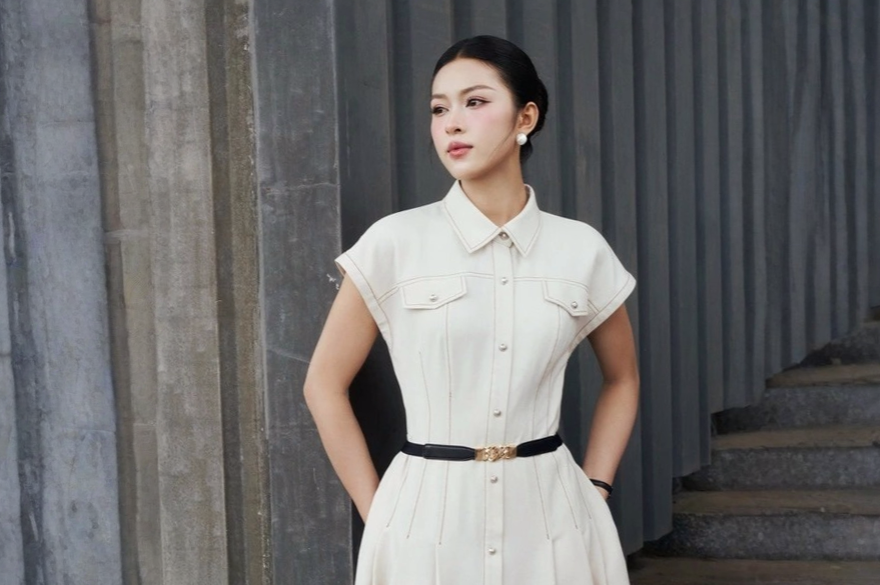 Đầm sơ mi dáng dài cho phong cách công sở thêm độc đáo