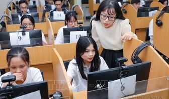Chuẩn hóa việc biên soạn, ban hành chương trình các môn học bắt buộc ở bậc đại học
