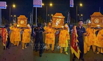 Khởi tố nhóm đối tượng khiêng quan tài nhảy múa trên đường phố