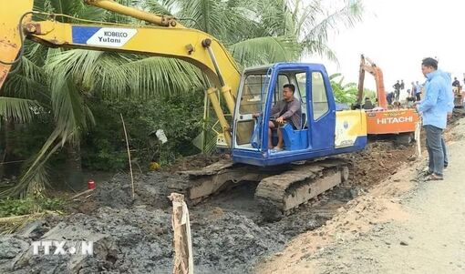 Cà Mau: Tăng cường lực lượng bảo vệ thi công đường Ninh Quới-Ngan Dừa