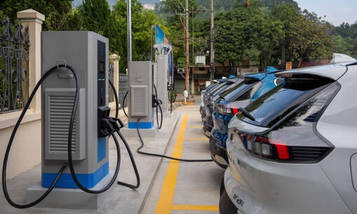 Miễn lệ phí trước bạ ô tô điện đến hết năm 2030
