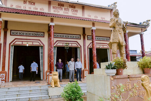 Sở Văn hóa và Thể thao tỉnh An Giang khảo sát Đình thần Nguyễn Hữu Cảnh (xã Vĩnh Điều)