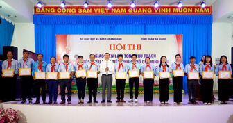 Người giữ lửa phong trào Đội