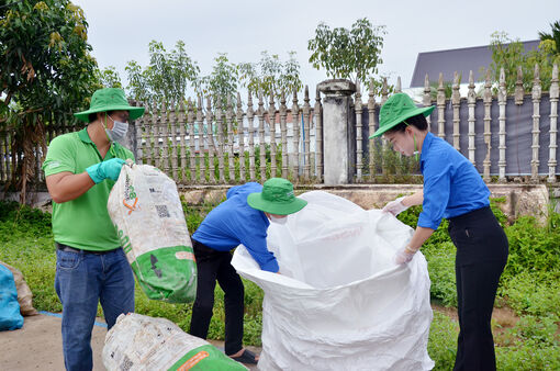 Mùa hè xanh từ những việc nhỏ