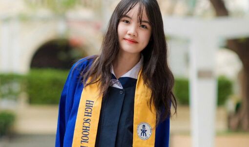 Nữ thủ khoa lớp 10 đầu tiên Trường Phổ thông Năng khiếu: Cú đúp điểm tuyệt đối toán