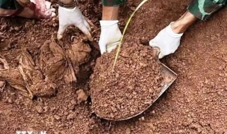 Chiến dịch 500 ngày đêm: Đẩy nhanh xác định danh tính hài cốt liệt sỹ bằng ADN