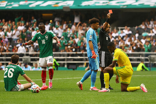 Khai mạc World Cup 2026 lạ chưa từng có: Mexico, Nam Phi tạo kỷ lục thẻ đỏ
