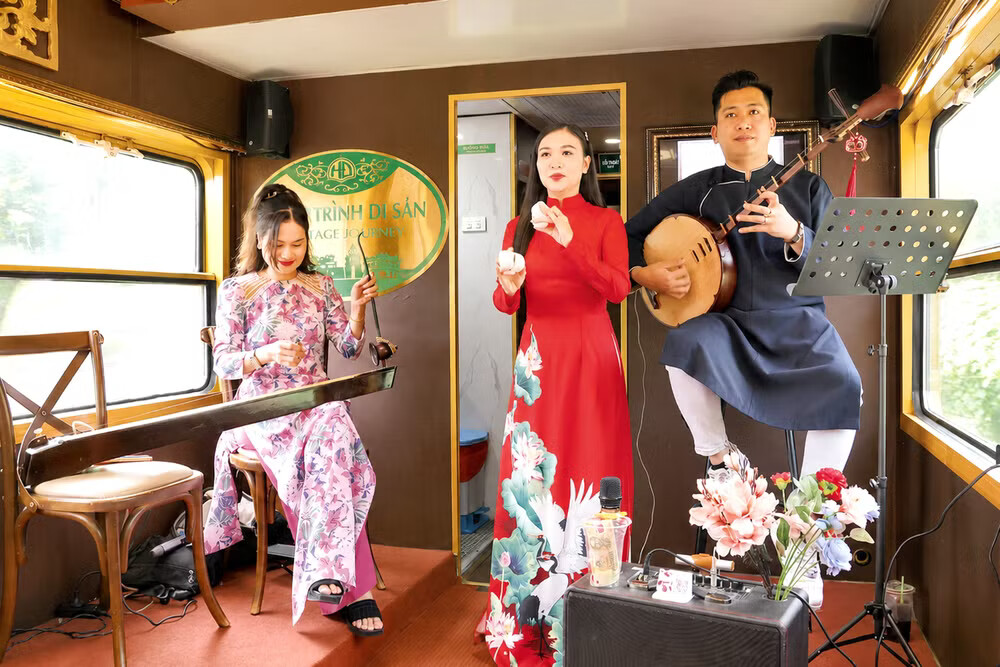 Khơi mở tiềm năng du lịch đường sắt